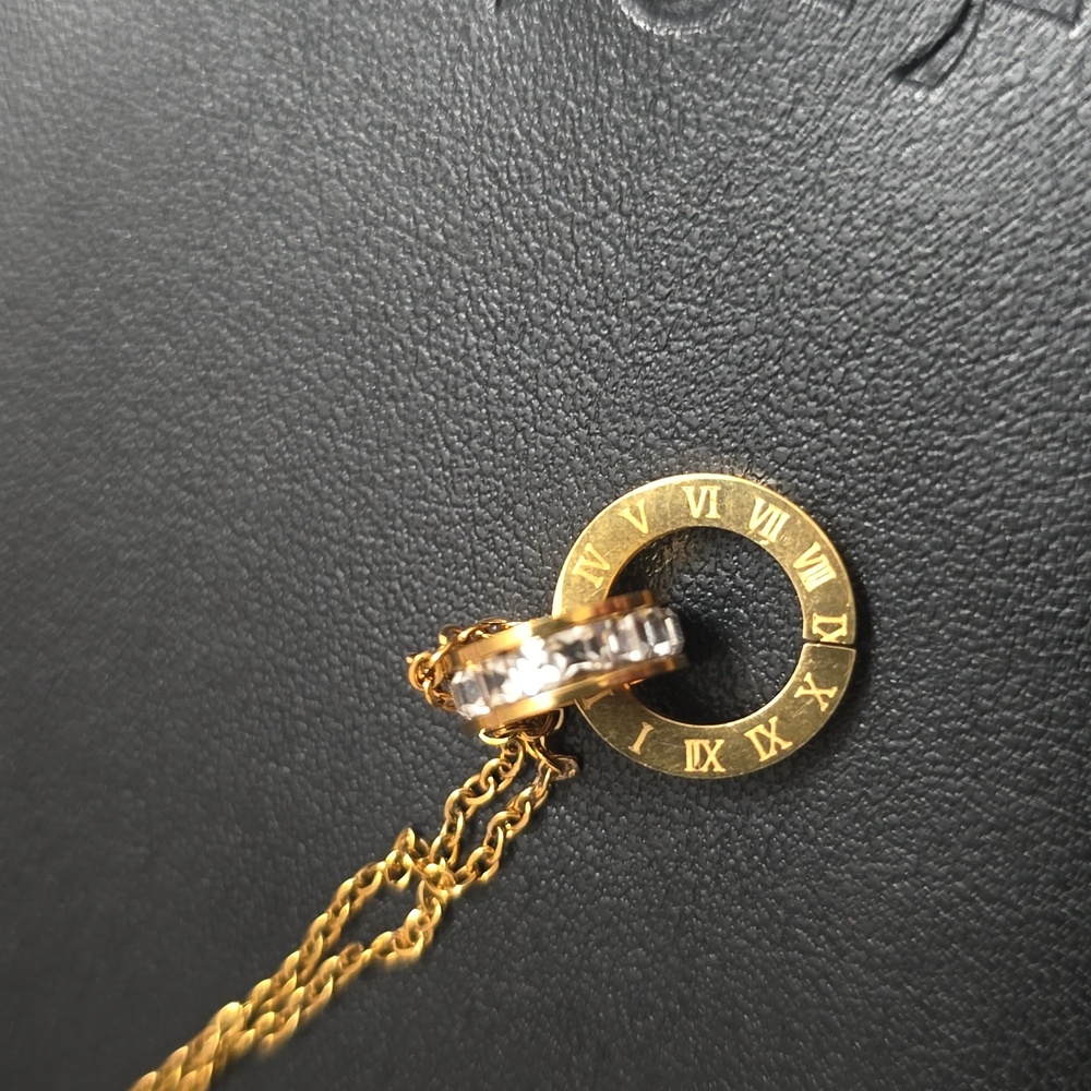Clock necklace